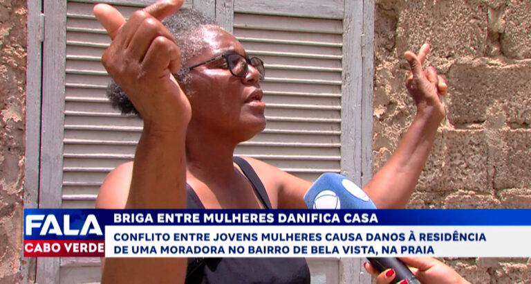 BRIGA ENTRE MULHERES DANIFICA CASA