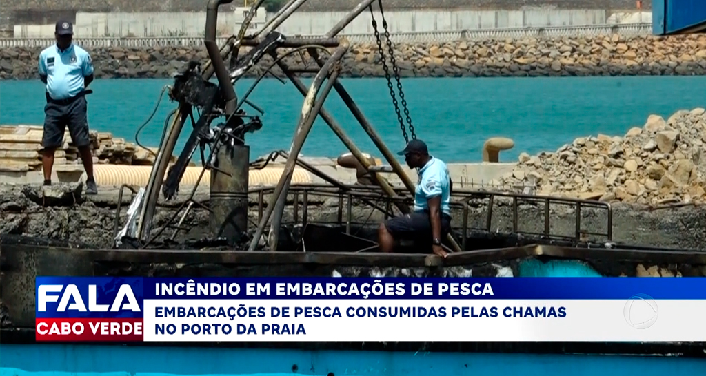 INCÊNDIO EM EMBARCAÇÕES DE PESCA