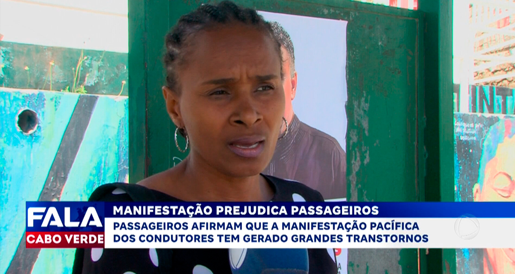MANIFESTAÇÃO PREJUDICA PASSAGEIROS