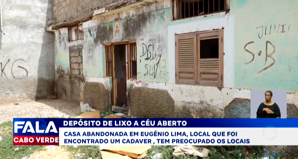 DEPÓSITO DE LIXO A CÉU ABERTO