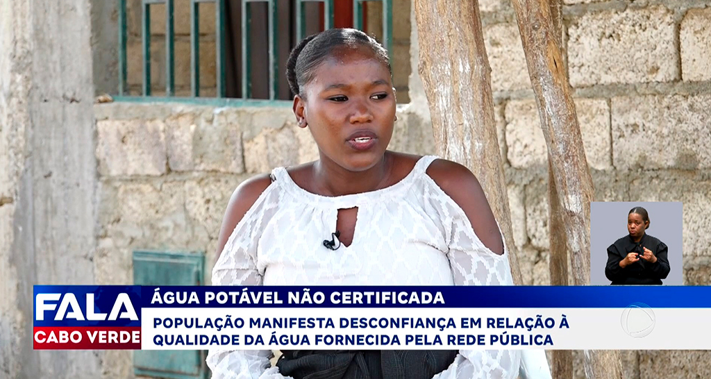 ÁGUA POTÁVEL NÃO CERTIFICADA