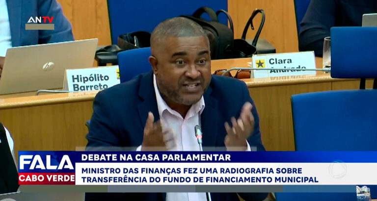 DEBATE NA CASA PARLAMENTAR