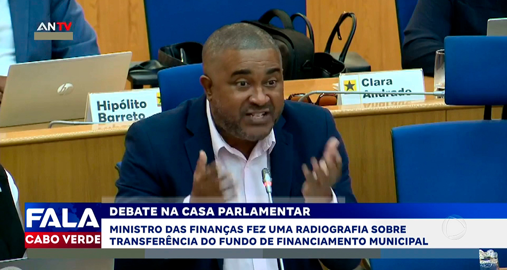 DEBATE NA CASA PARLAMENTAR