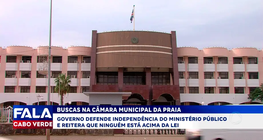 BUSCAS NA CÂMARA MUNICIPAL DA PRAIA
