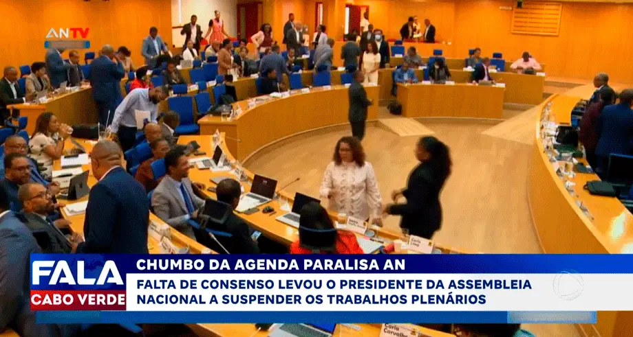 CHUMBO DA AGENDA PARALISA AN