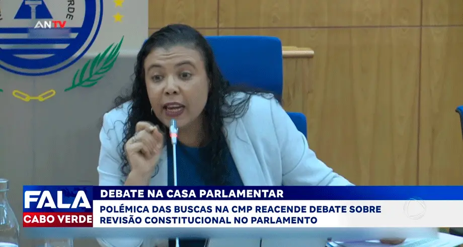 DEBATE NA CASA PARLAMENTAR