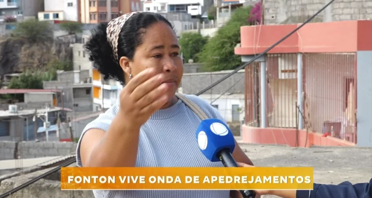 FONTON VIVE ONDA DE APEDREJAMENTO