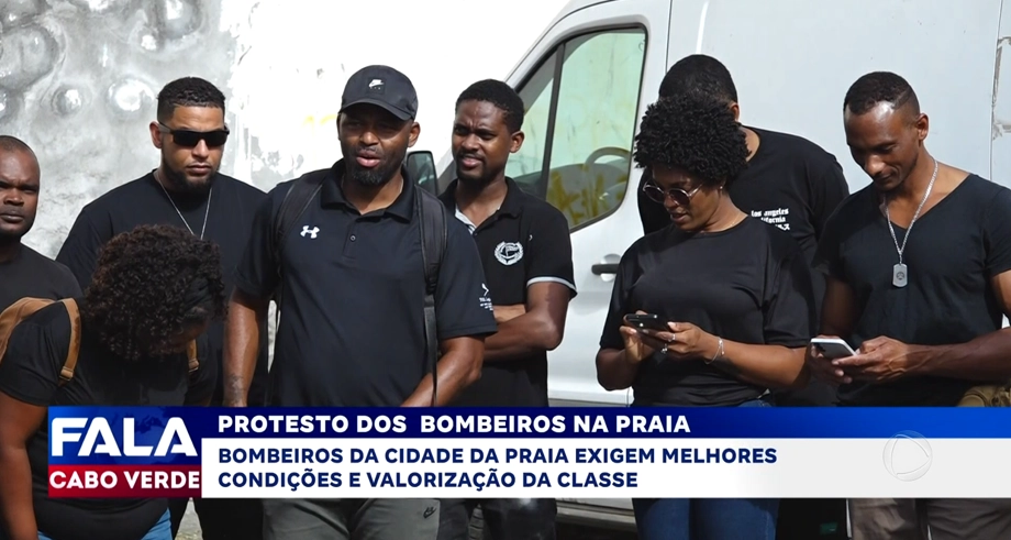 PROTESTO DOS BOMBEIROS NA PRAIA