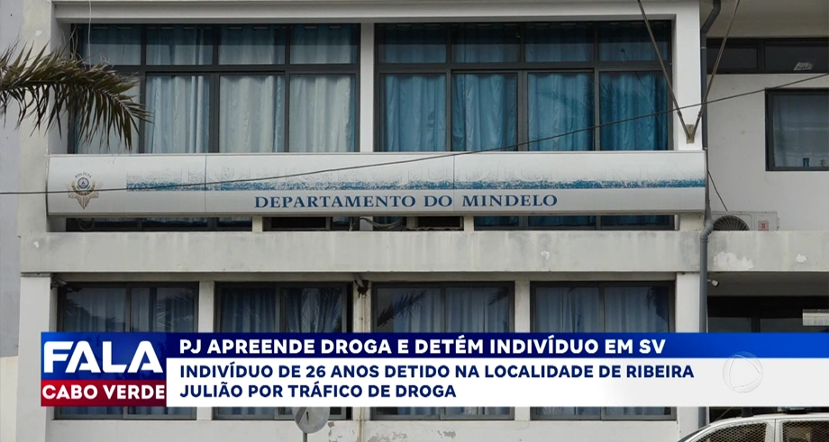 PJ APREENDE DROGA E DETÉM INDIVDUO EM SV