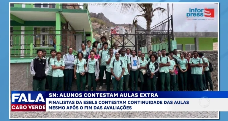 SN: ALUNOS CONTESTAM AULAS EXTRA