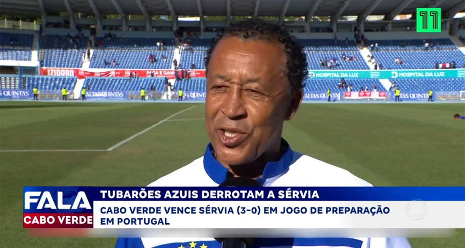 TUBARÕES AZUIS DERROTAM A SÉRVIA