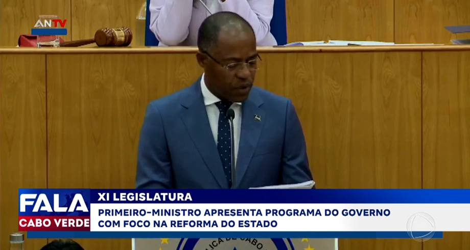 Francisco Carvalho apresenta no Parlamento as prioridades do Governo para a nova legislatura