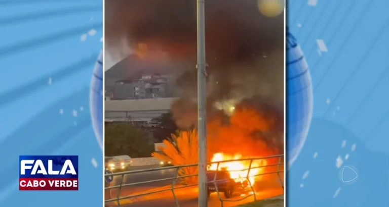 CARRO INCENDEIA-SE EM TIRA CHAPÉU