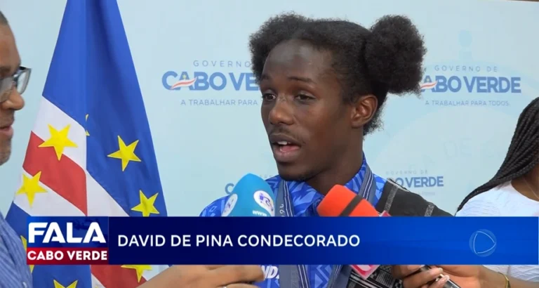 DAVID DE PINA CONDECORADO