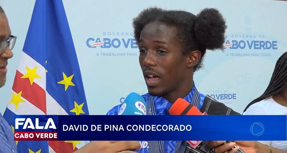 DAVID DE PINA CONDECORADO