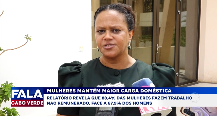 MULHERES MANTÊM MAIOR CARGA DOMÉSTICA