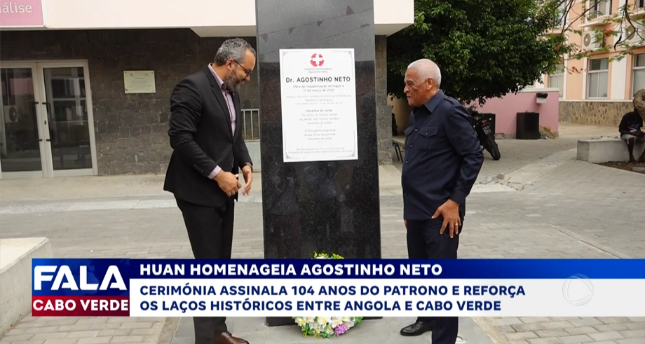 HUAN HOMENAGEIA AGOSTINHO NETO
