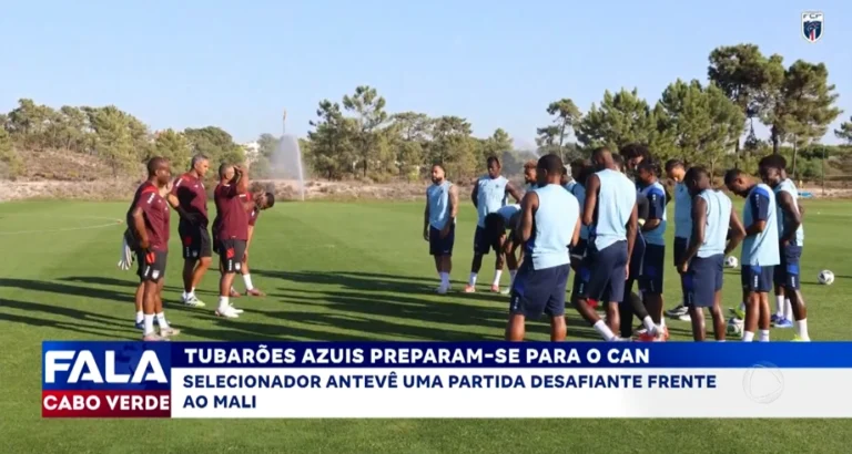 TUBARÕES AZUIS PREPARAM-SE PARA O CAN